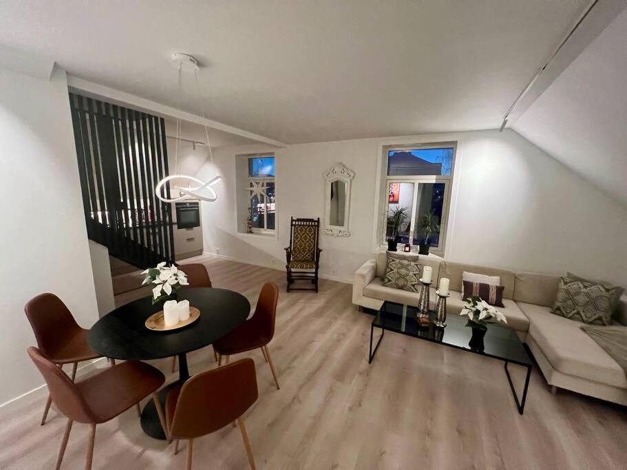 I Hjertet Av Nordens Paris. Apartment Tromsø Exterior foto