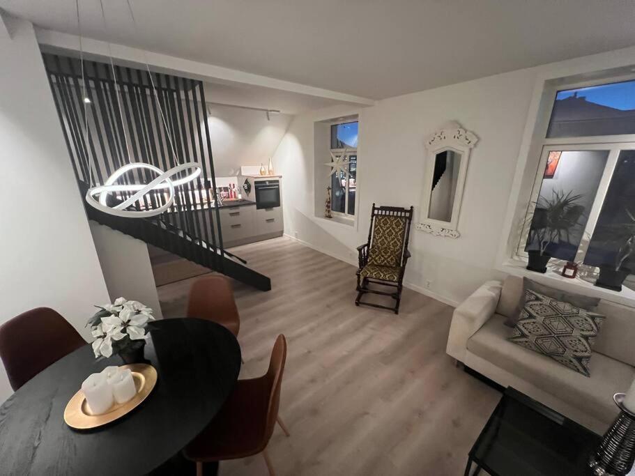 I Hjertet Av Nordens Paris. Apartment Tromsø Exterior foto